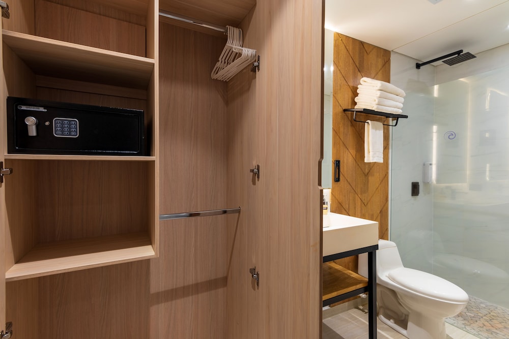 Twin Room (Interior) - Photo 4