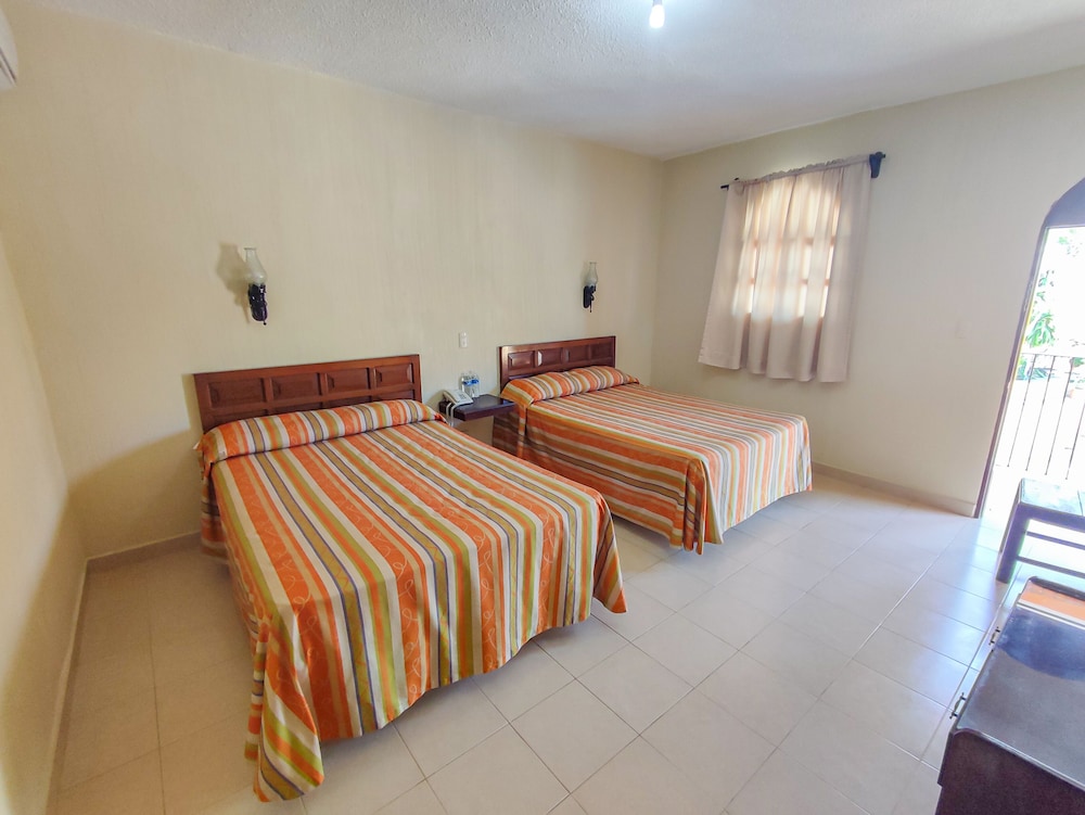 Standard Triple Room photo 2