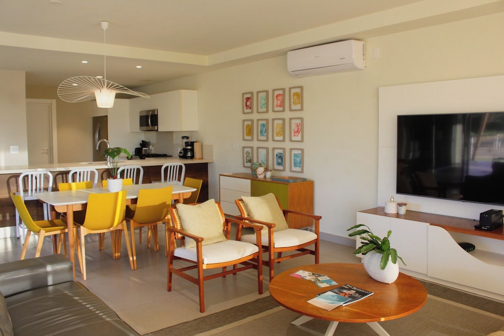 Panoramic Condo, 4 Bedrooms, Ocean View, Oceanfront