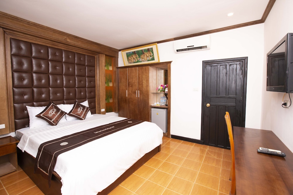 Deluxe Double Room Single Use photo 2