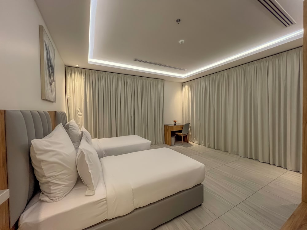 Family Suite, 2 Bedrooms - Photo 3