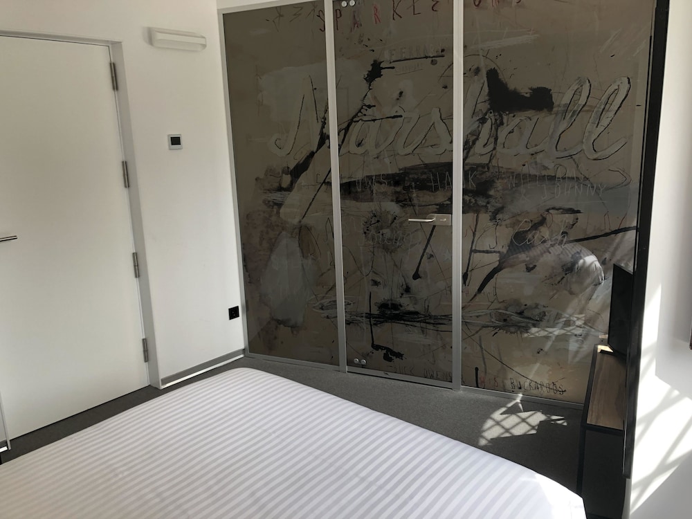 Economy Double Room - Photo 4
