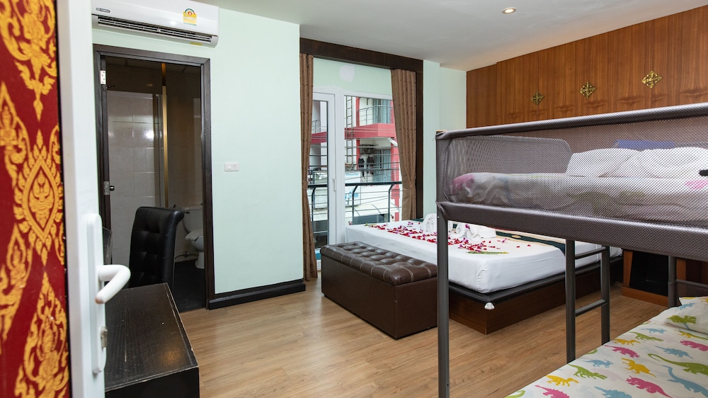 Family Quadruple Room