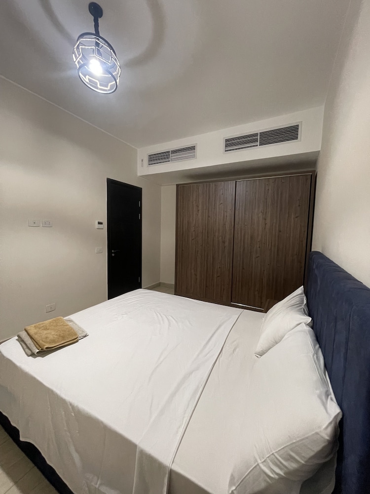 One Bedroom Apartments 3314