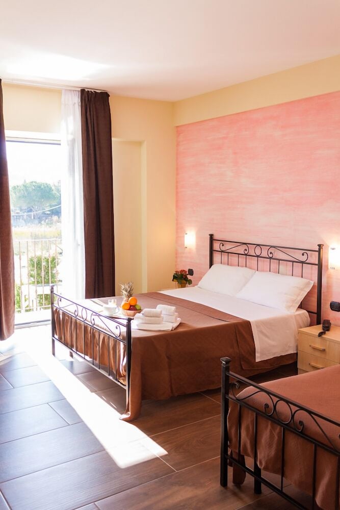 Triple Room, Balcony photo 1