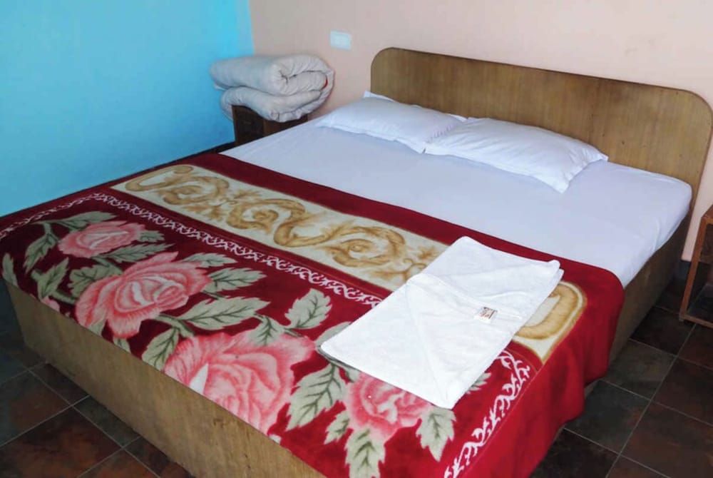 Standard Double Room - Photo 2