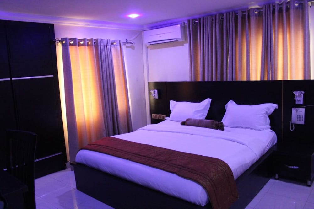 Luxury Room