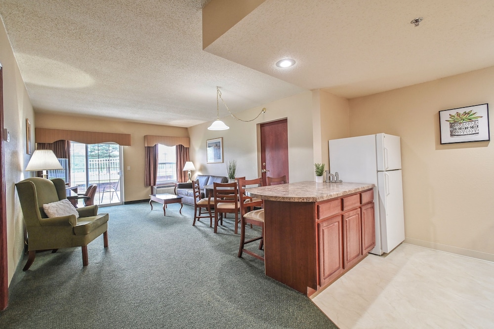 Premier Suite (Queen) - Photo 14