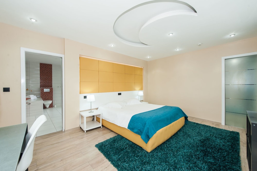 Superior Room (Deluxe) photo 3