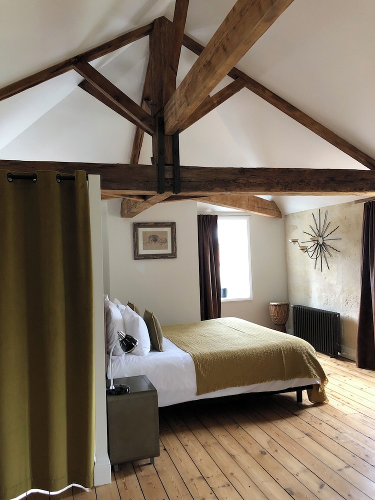 Deluxe Suite (Cailhau)