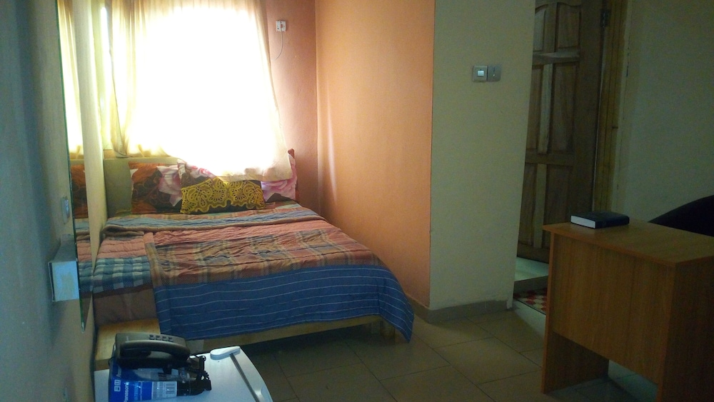 Elite Room