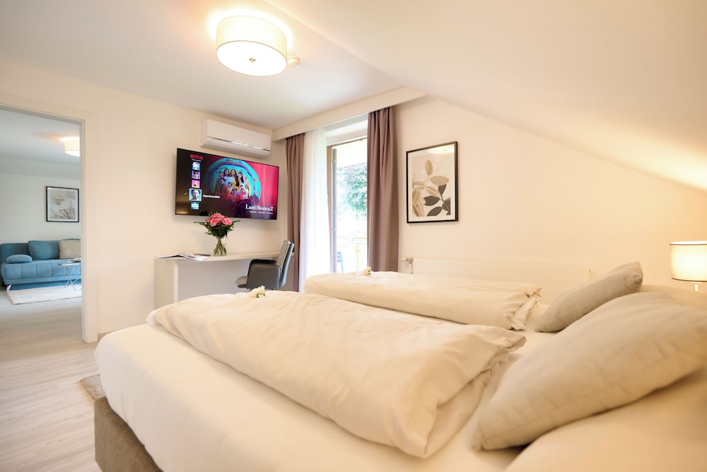 Apartment (Modern) photo 3