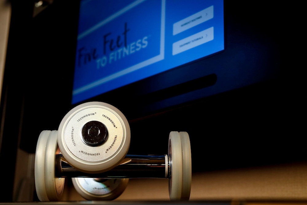 Room, 1 King Bed (Fitness) - Photo 1