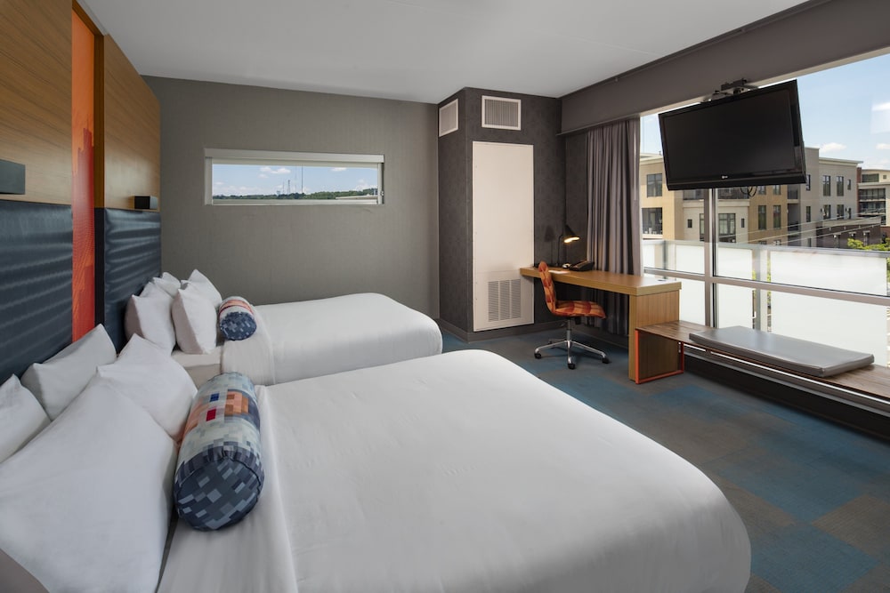 aloft, Room, 2 Queen Beds, City View