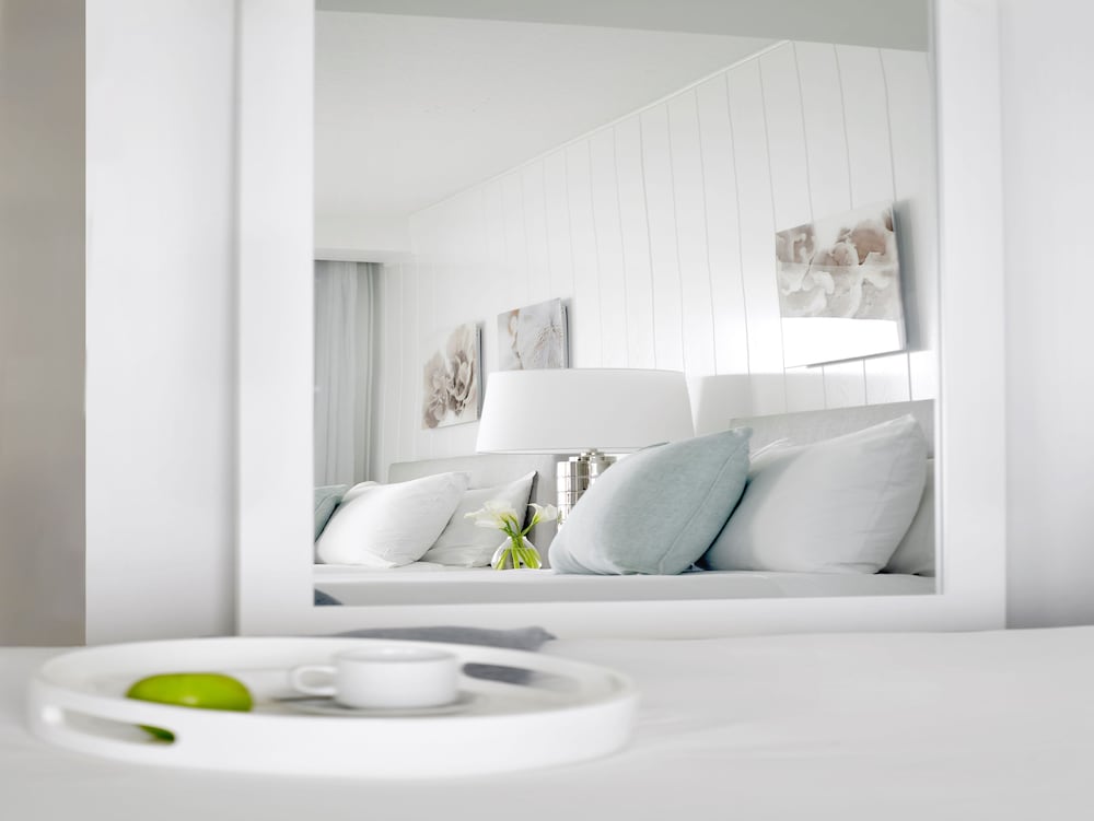 Room, 3 Twin Beds (Partial Oceanview 2 Bedroom Queen Dbl)