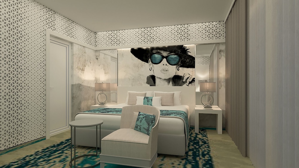 Standard Double or Twin Room, Balcony, Sea View photo 3