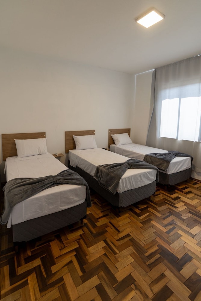 Triple Room, 3 Twin Beds, City View photo 1