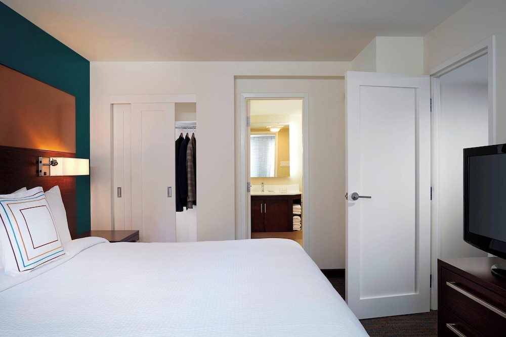 Suite, 1 Bedroom thumbnail 5