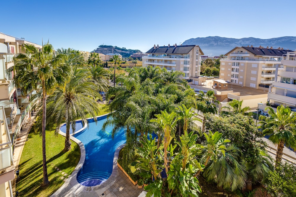 Double Room, Balcony, Garden View photo 3