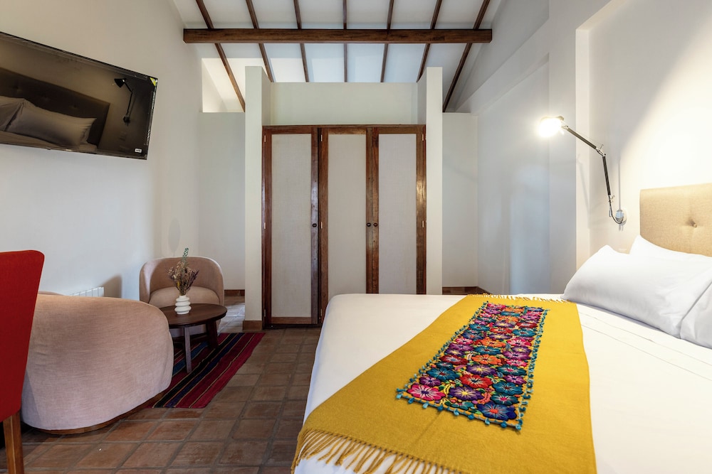 Deluxe Double Room, 1 Queen Bed, Garden View