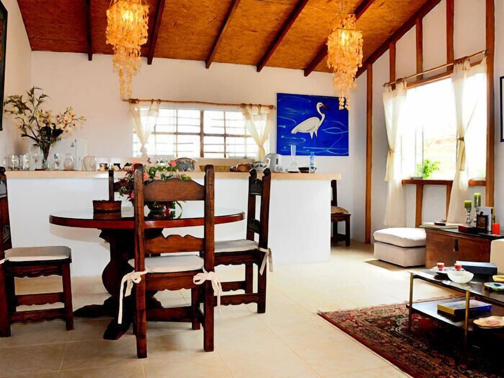 Bungalow photo 2