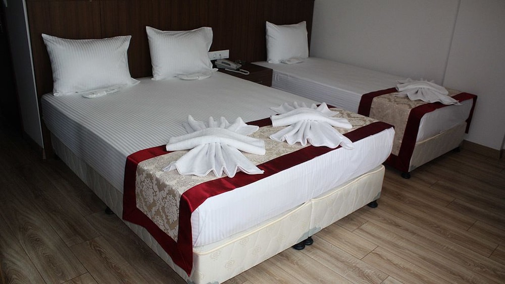 Triple Room photo 2