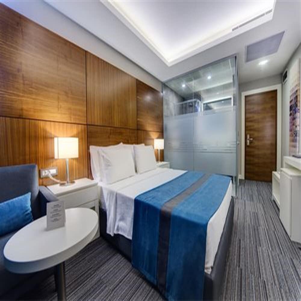 Deluxe Double Room, City View photo 1