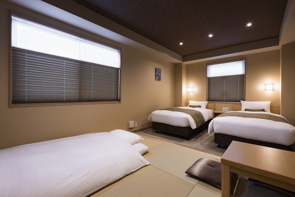 Standard Twin with Tatami - Photo 9