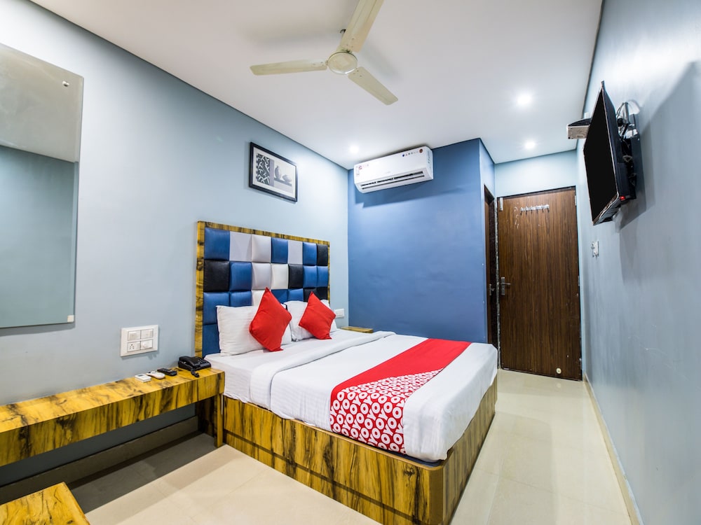 Deluxe Double Or Twin Room photo 1