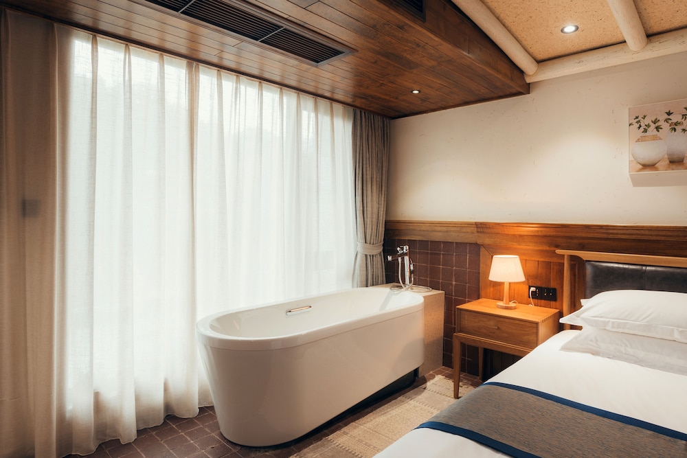 View Suite photo 2