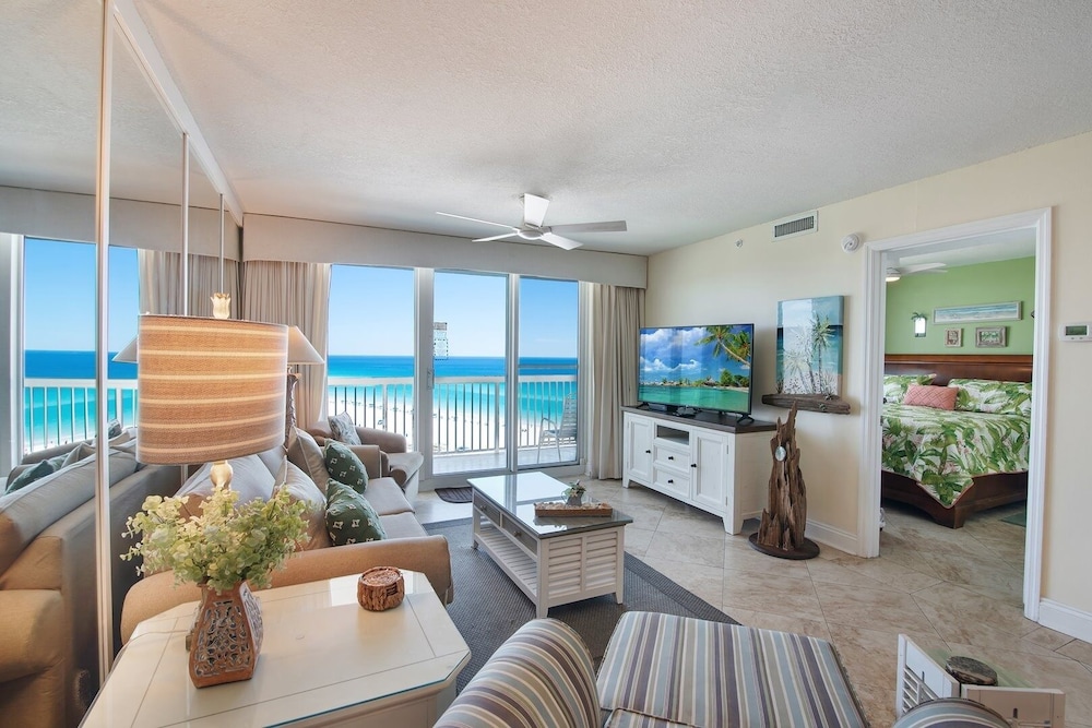 Condo, 2 Bedrooms