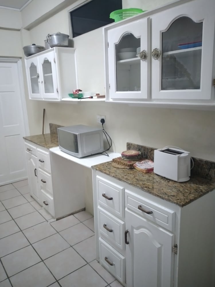 Basic Quadruple Room, 1 Bedroom, Harbor View photo 3