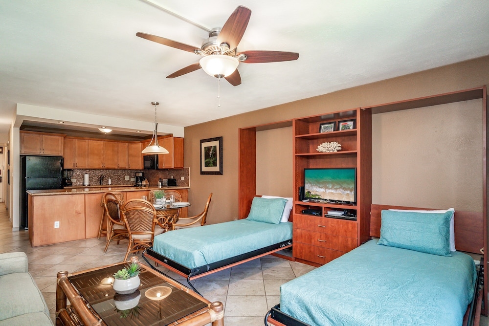 Condo, 1 Bedroom photo 1