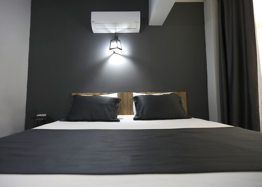 Standard Studio Suite photo 3