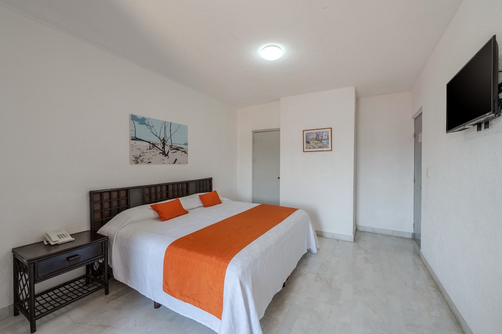 Standard Room - Photo 2