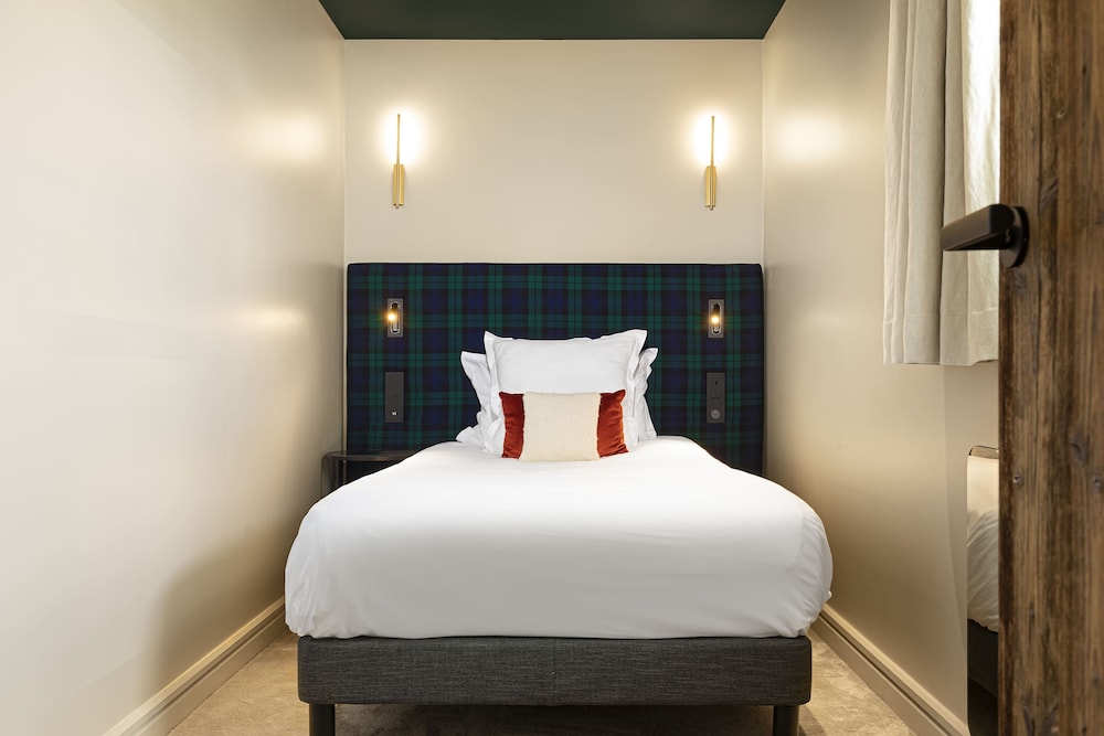 Suite, 2 Bedrooms photo 2