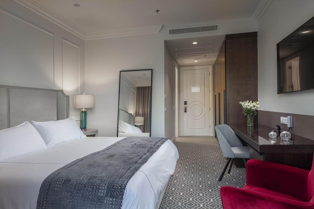 Luxury Double Room, 1 King Bed, Balcony