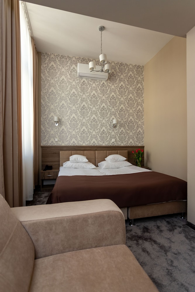 Standard Double Room - Photo 4