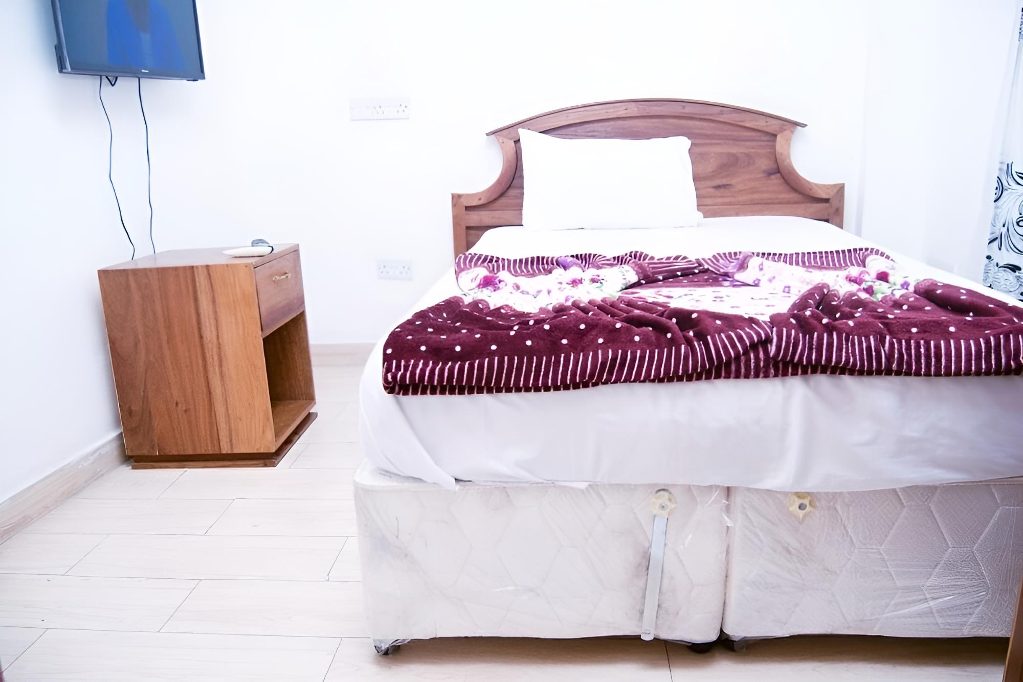 Basic Single Room photo 2