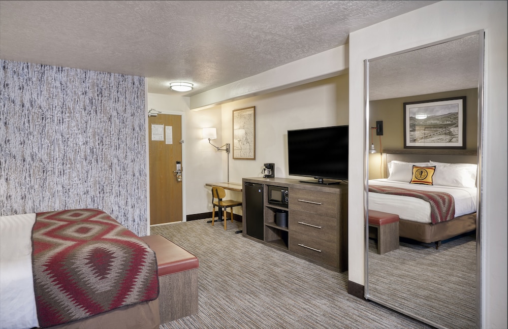 Yellowstone Park Hotel, Bilde 3