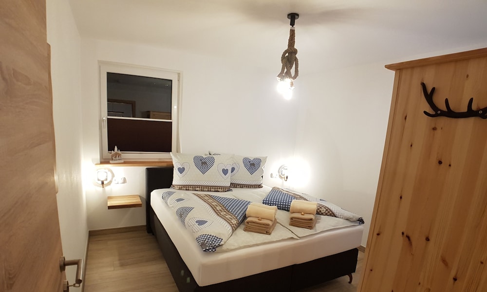 Comfort Room, 1 Bedroom, City View photo 2