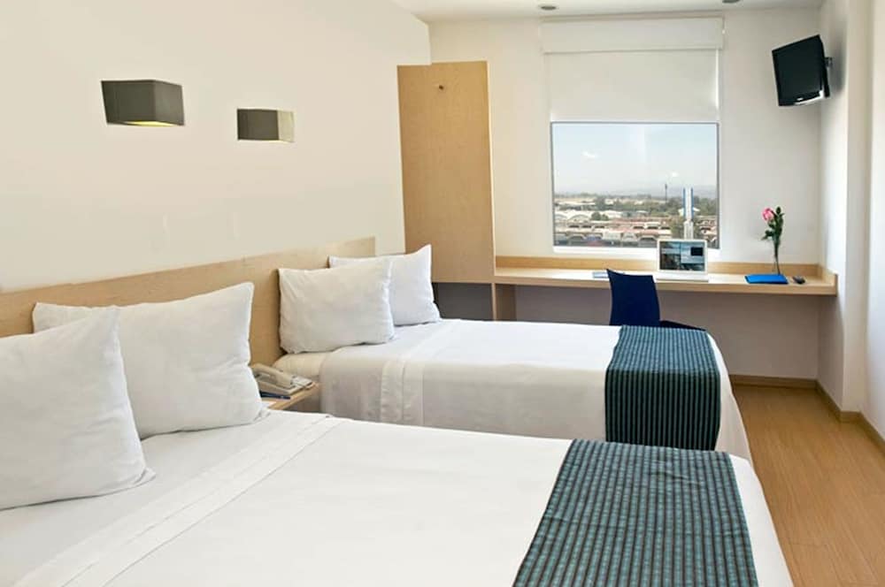 Superior Room, 2 Double Beds photo 1