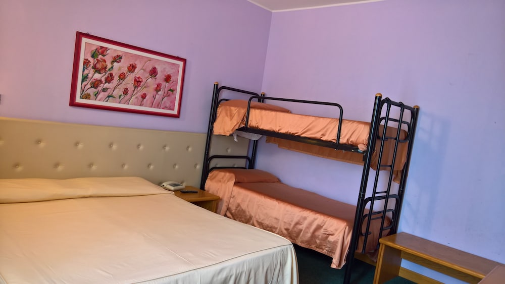 Quadruple Room photo 1
