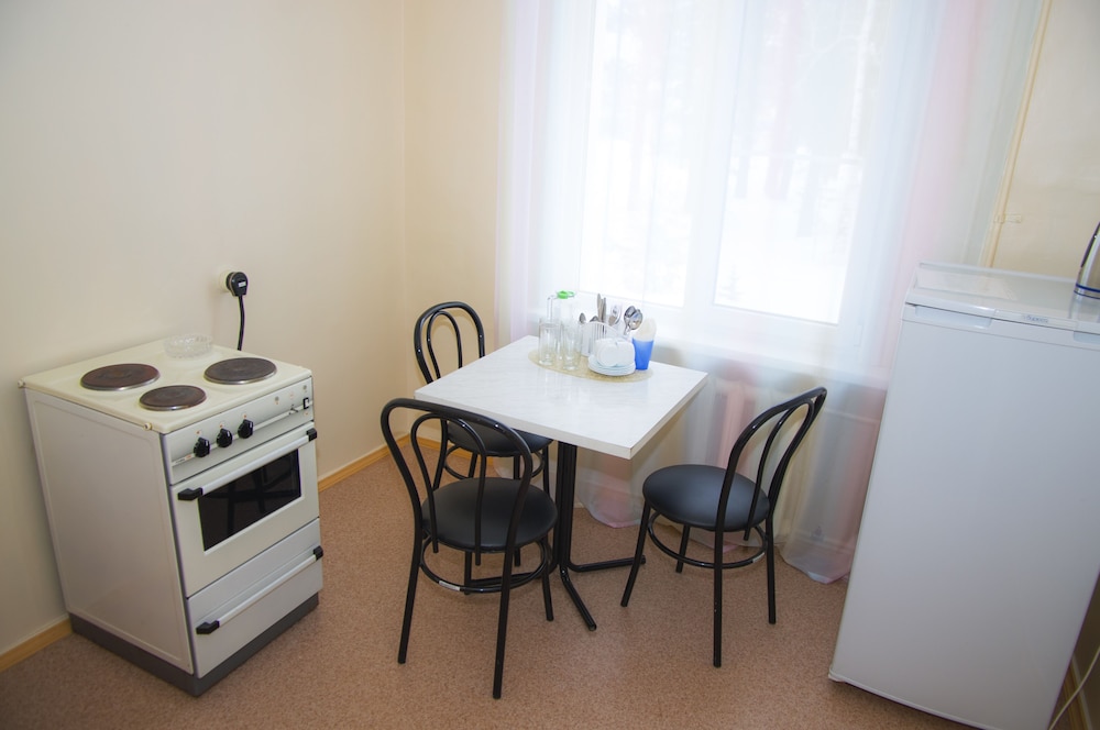 Apartment photo 2