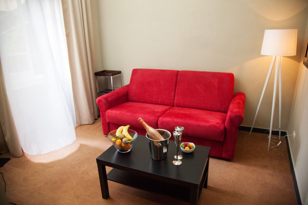 Deluxe Quadruple Room - Photo 3