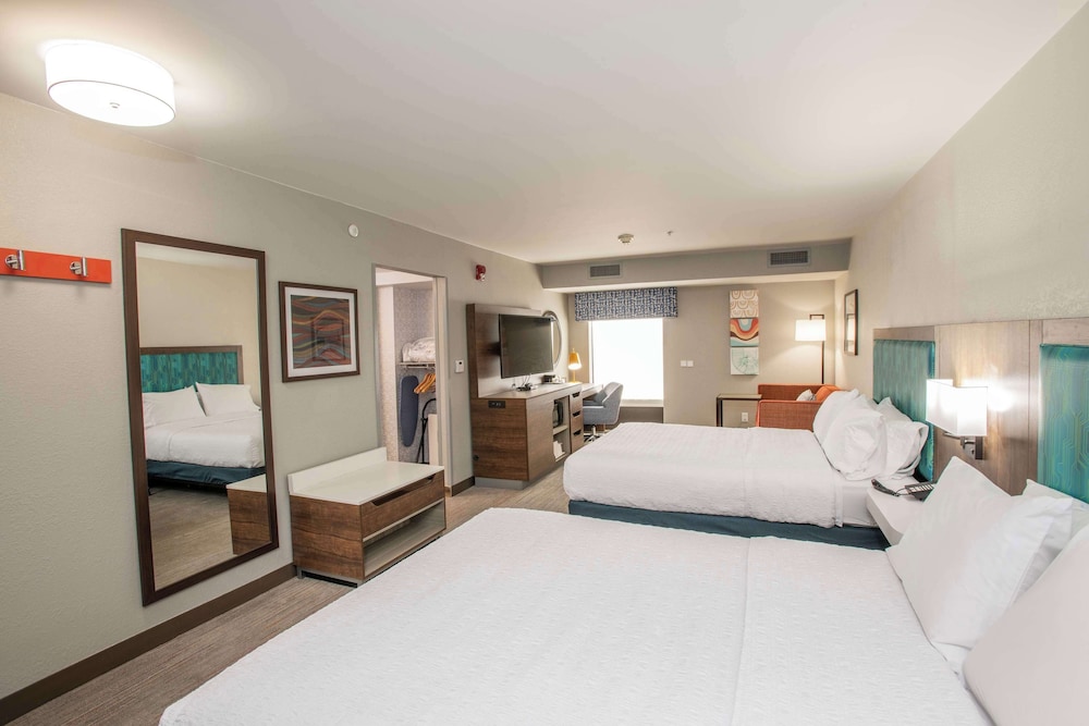 Room, 2 Queen Beds, Accessible - Photo 4