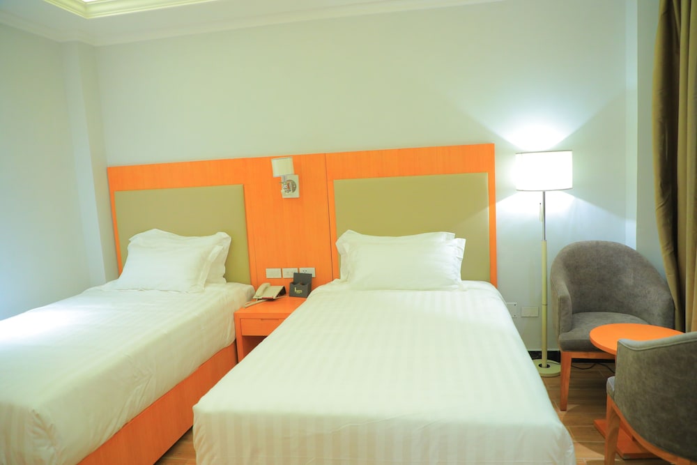Double or Twin Room, Private Bathroom photo 1