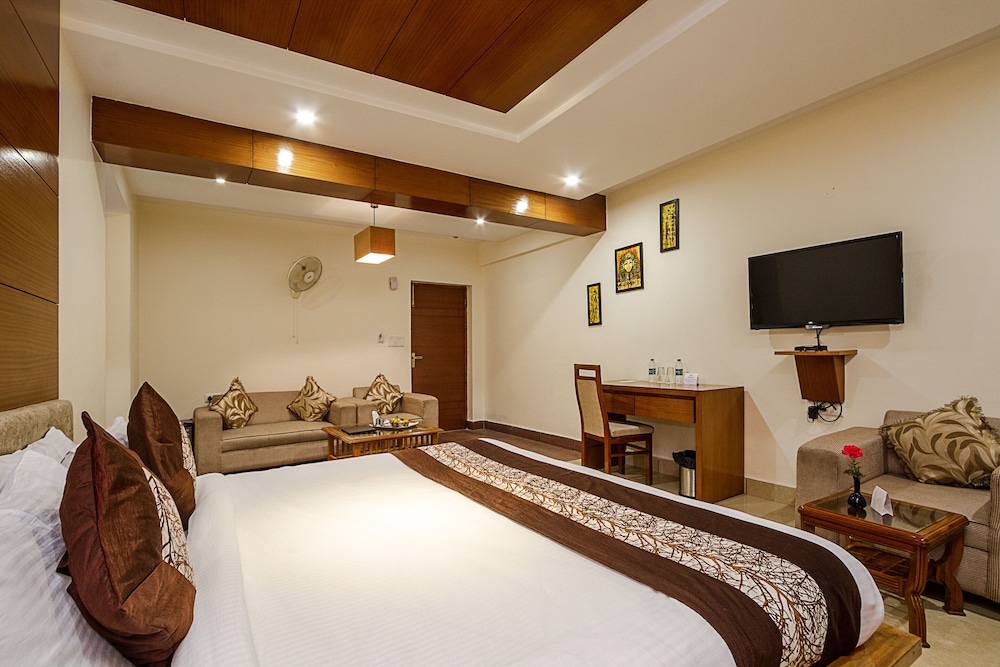 Premium Room - Photo 12