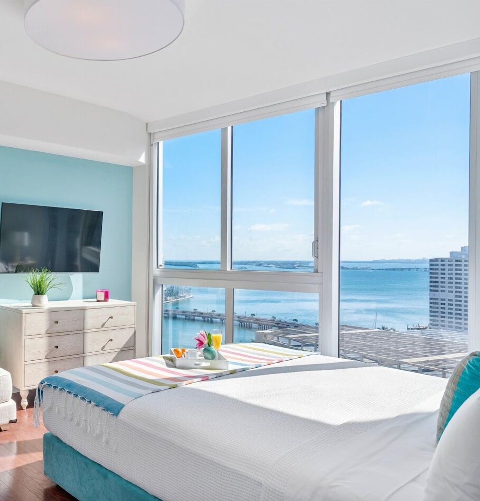 Boutique Corner Apart, 2/2, Sofa Bed, Ocean View, Balcony1808