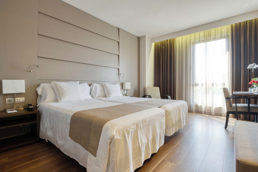 Family Suite, Connecting Rooms